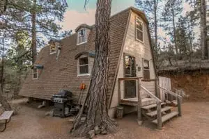 Enjoy a Peek Inside This Rustic Cabin, Arizona, United States.
