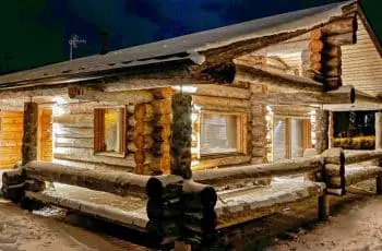 You Must See This Fantastic Log Home With Spacious Interior
