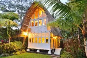 This Gorgeous Tiny Home Integrates Both The Exotic Beauty Of Bali And Modern Comfort