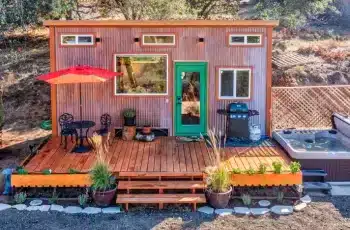 A Romantic Rural Tiny Home Boasts A Gorgeous Rustic Interior